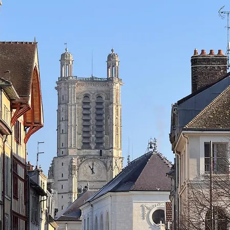 La Planque Des Halles - Hyper Centre - Bureau Appartement *